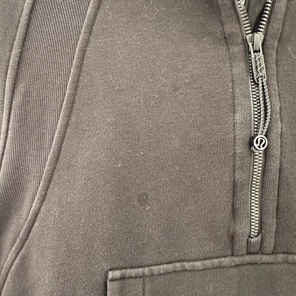 Lulu lemon half zip - Picture 2 of 2